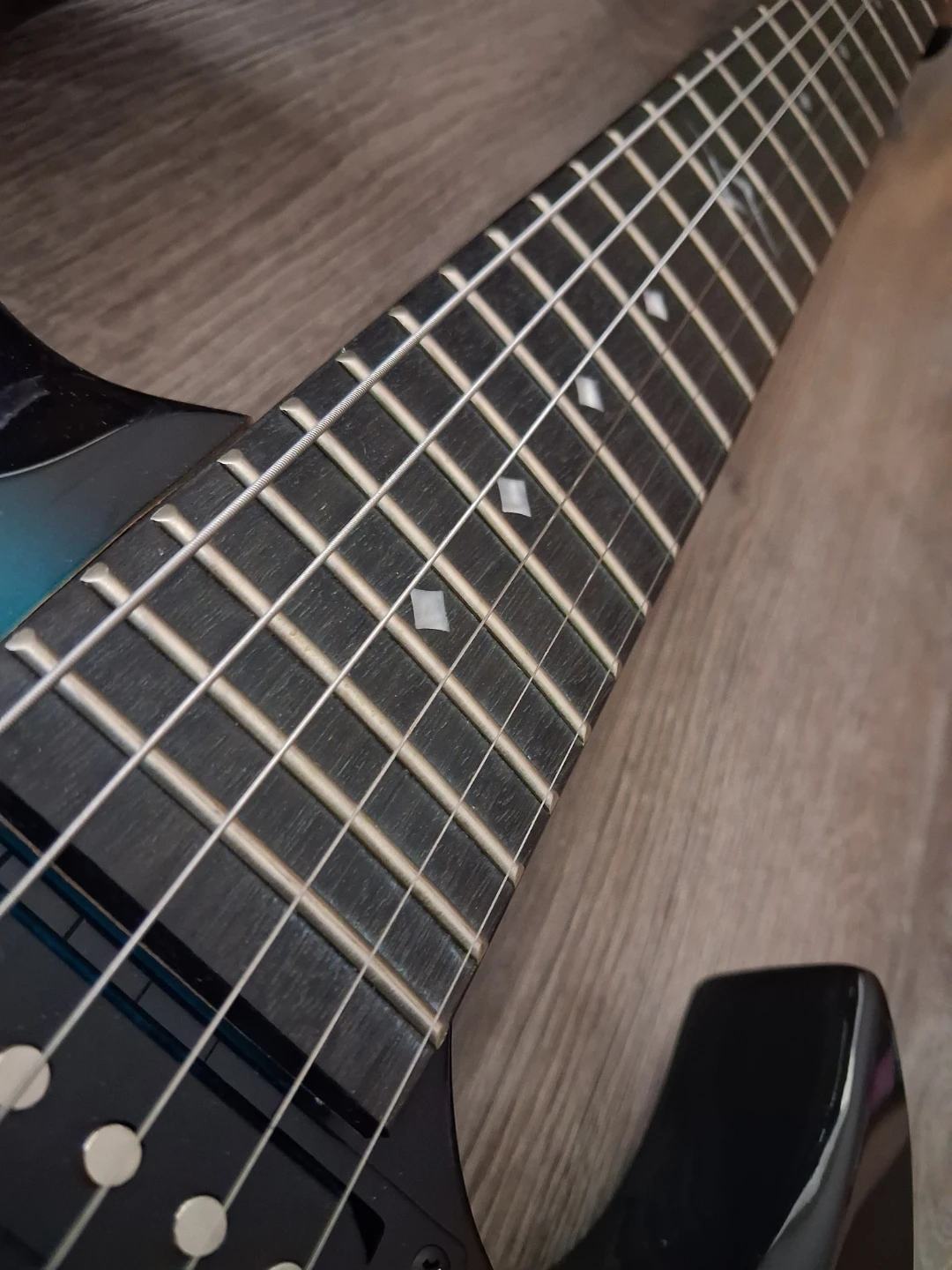 Diamond Electric Guitar - photo 4