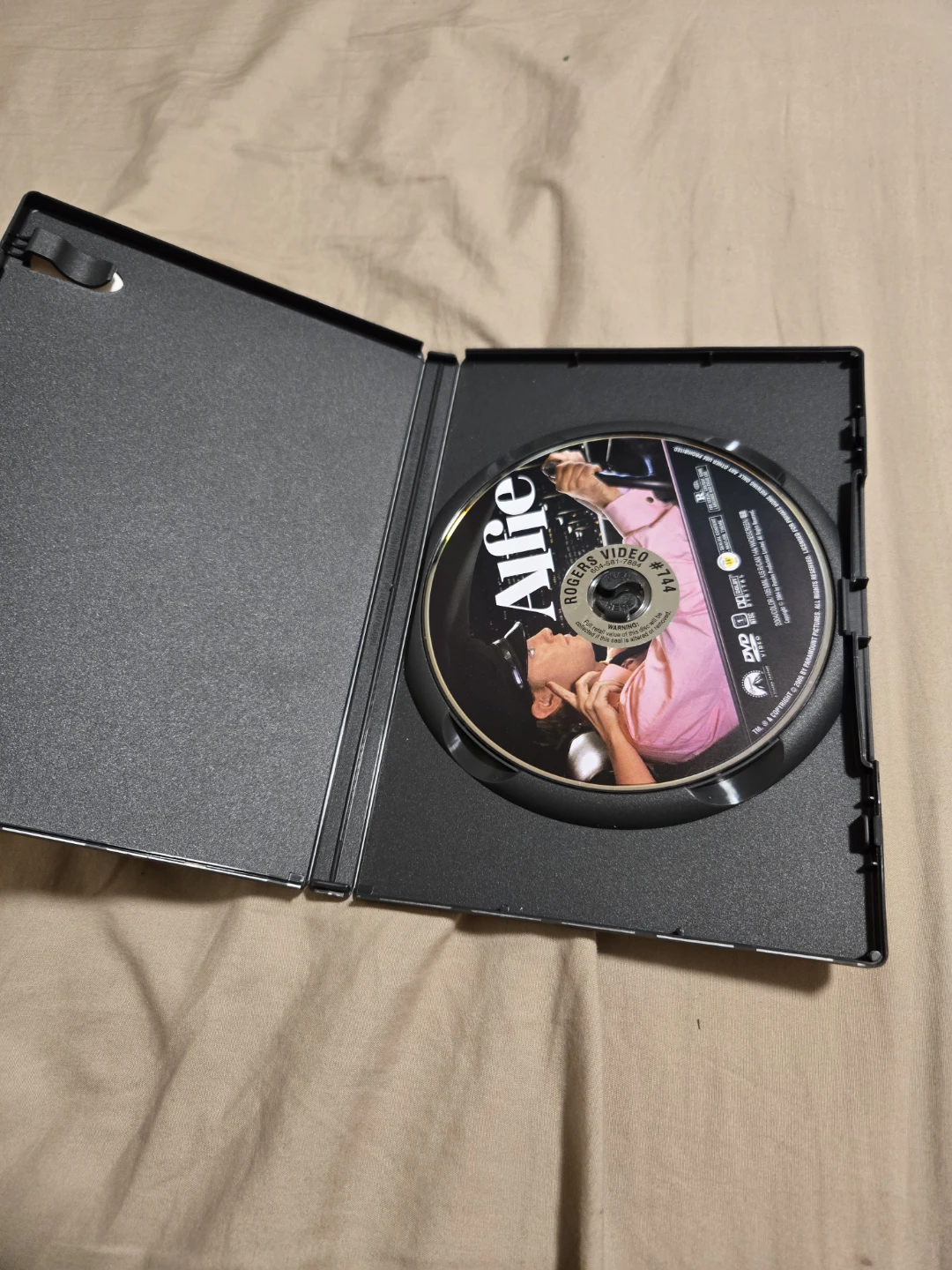 Alfie DVD Special Collector's Edition with Jude Law - photo 2