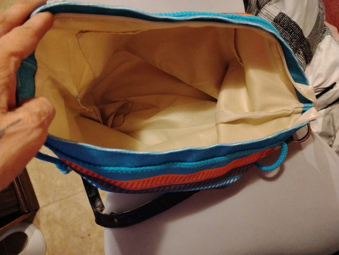 Tribal Print Hobo Bag - photo 2