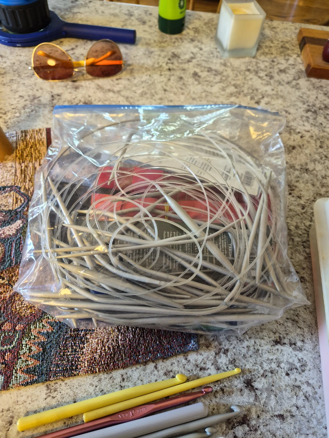 Knitting and crocheting - photo 2
