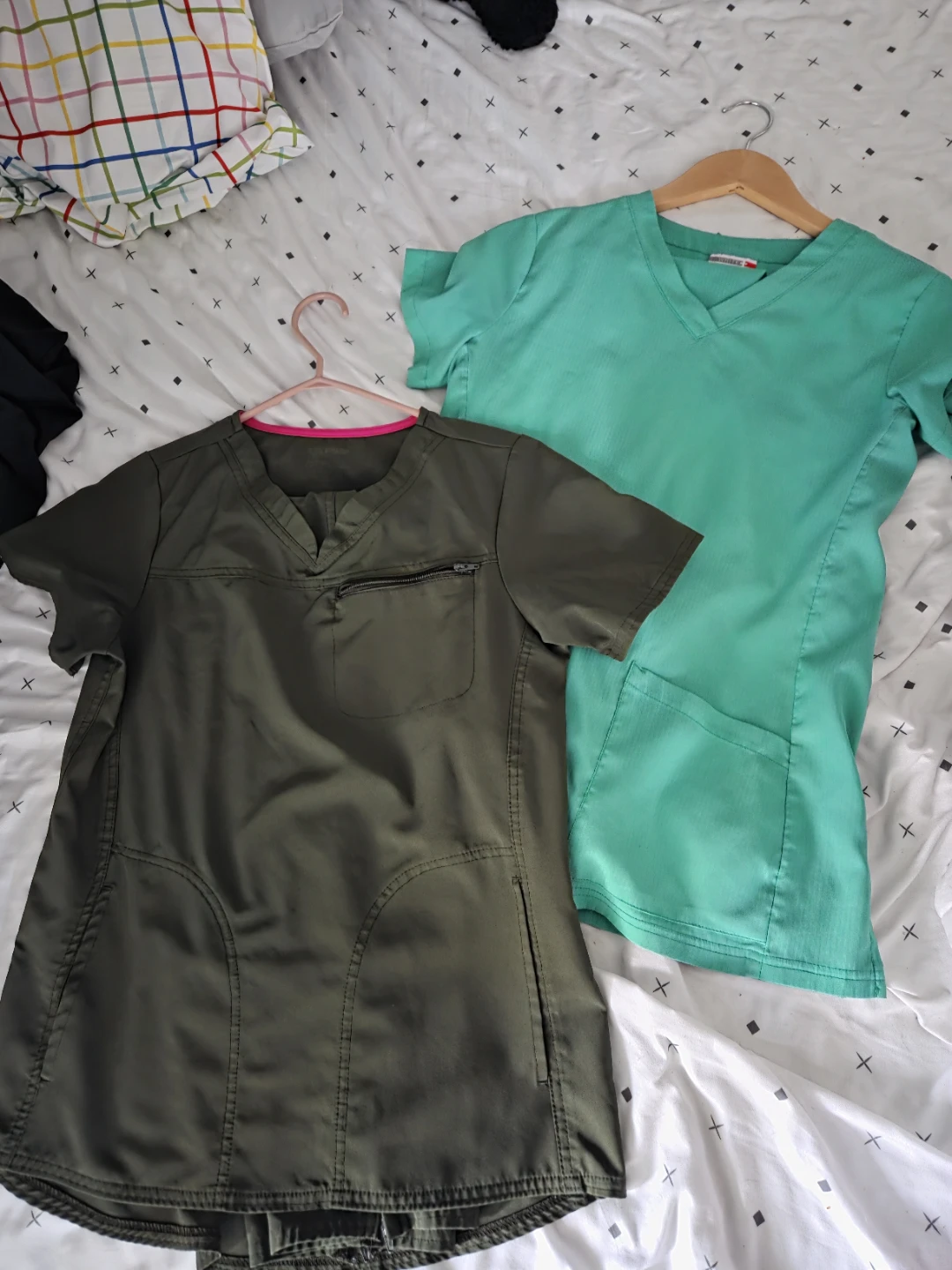 2 Scrub Tops - Green & Teal