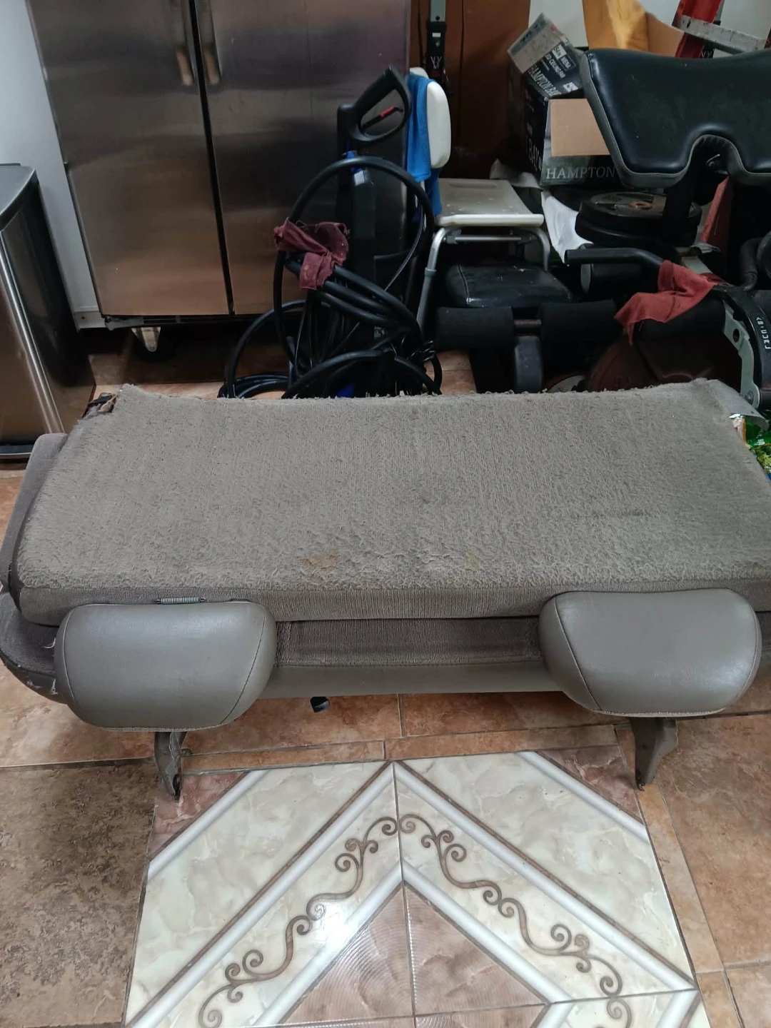 Chevy Astro Van seats - photo 2