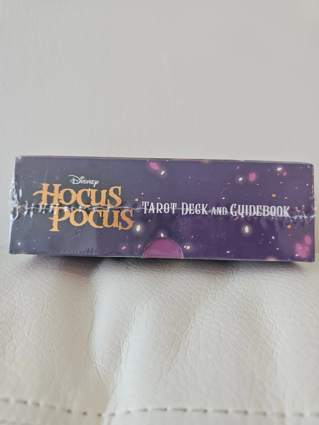 Disney Hocus Pocus Tarot Deck and Guidebook - photo 4