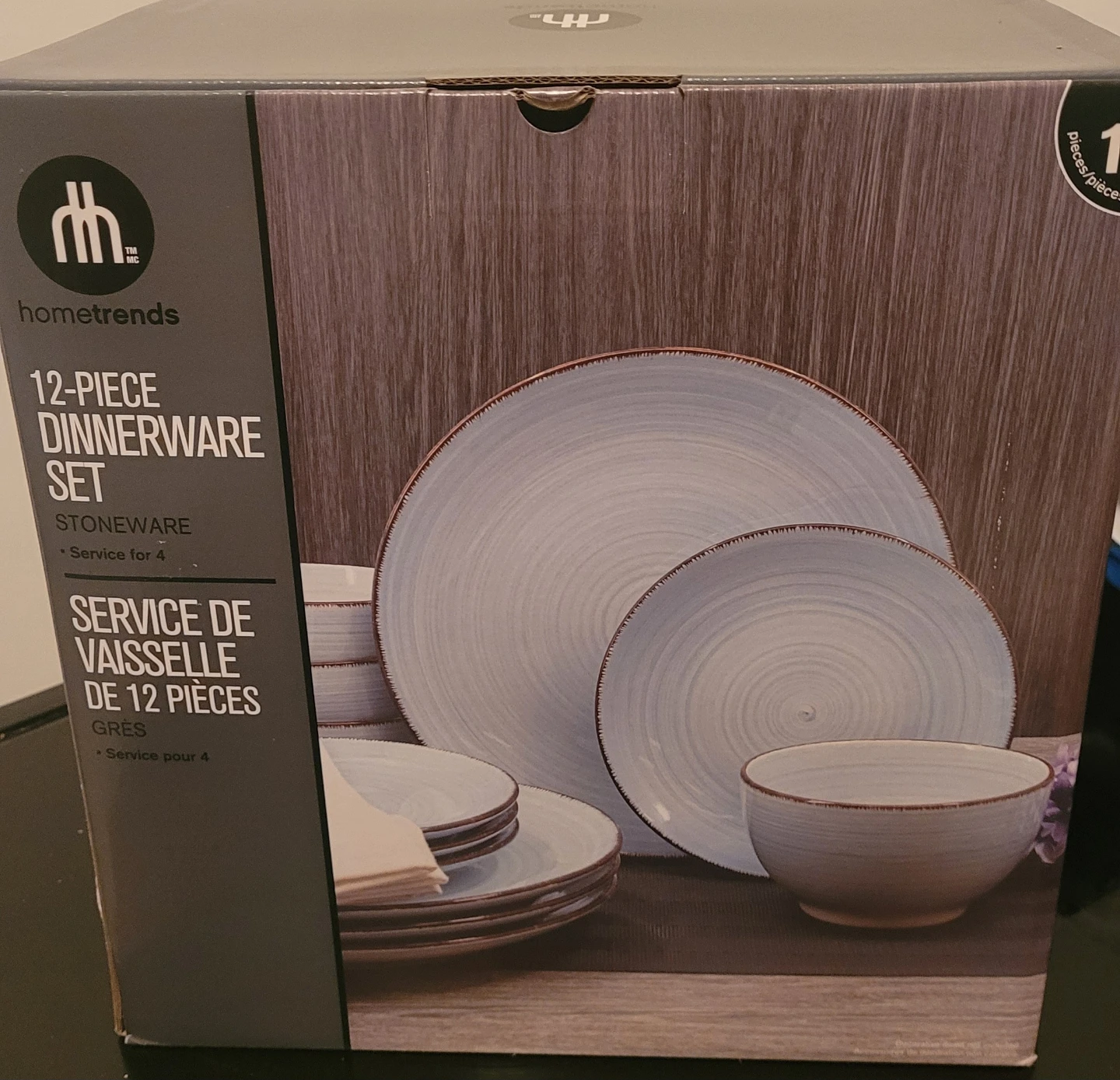 Hometrends 12-Piece Stoneware Dinnerware Set - Service for 4