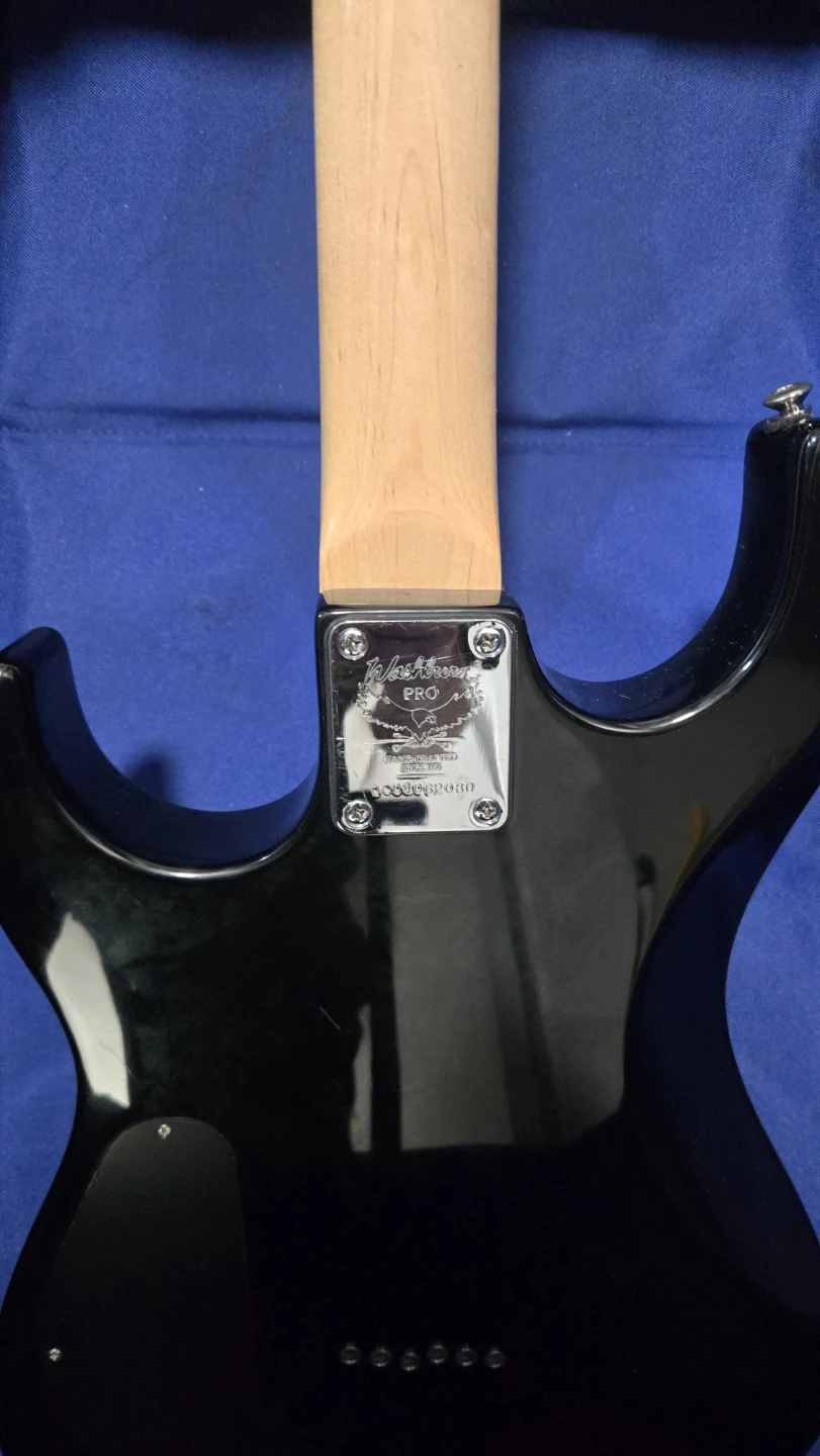 Washburn Pro Electric Guitar — Excellent Condition - photo 5
