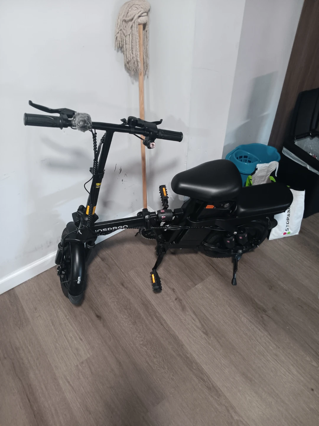 INSDROGO Black Electric Scooter with Seat