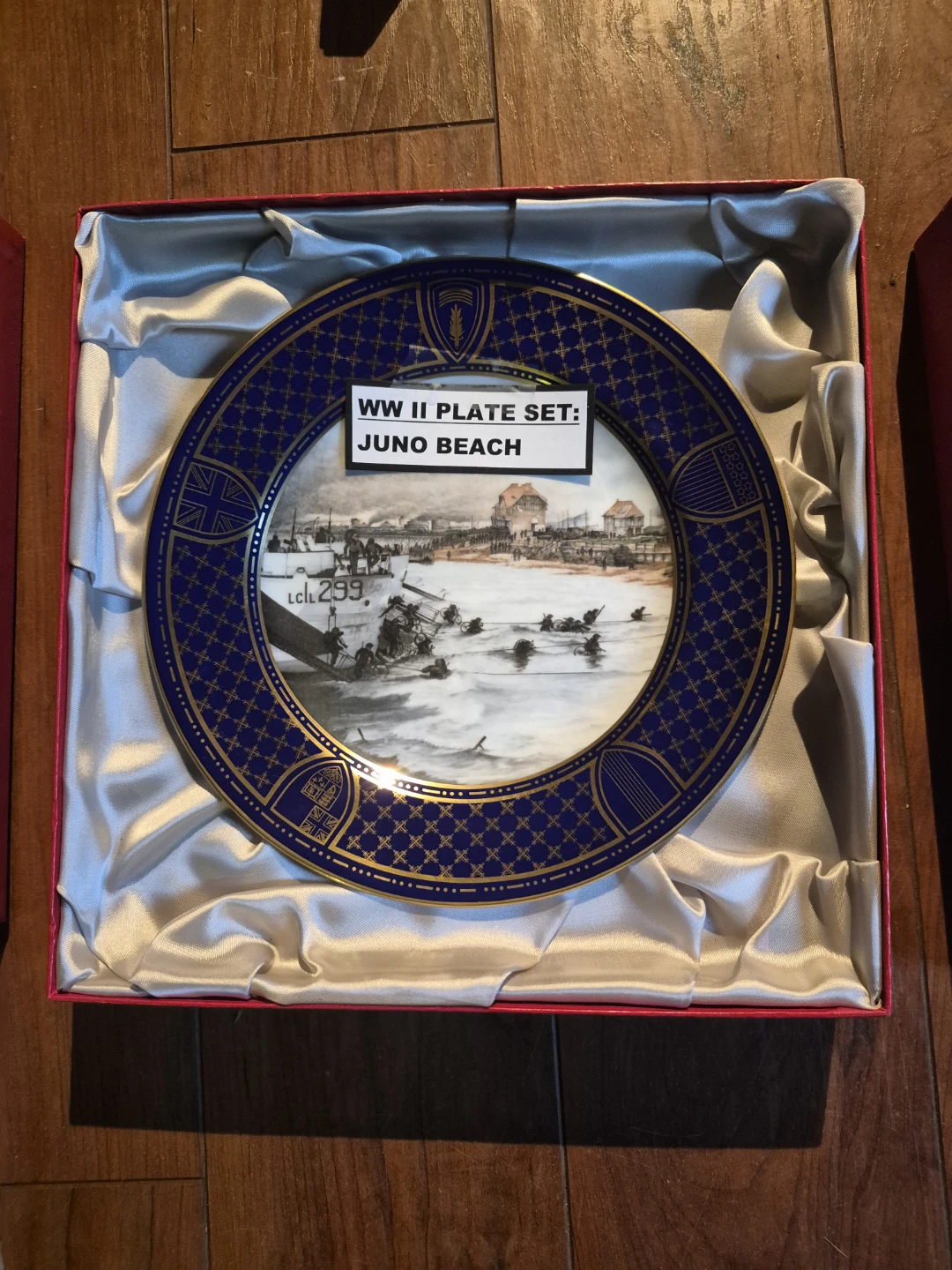 Spode WW II Plate Set - photo 2