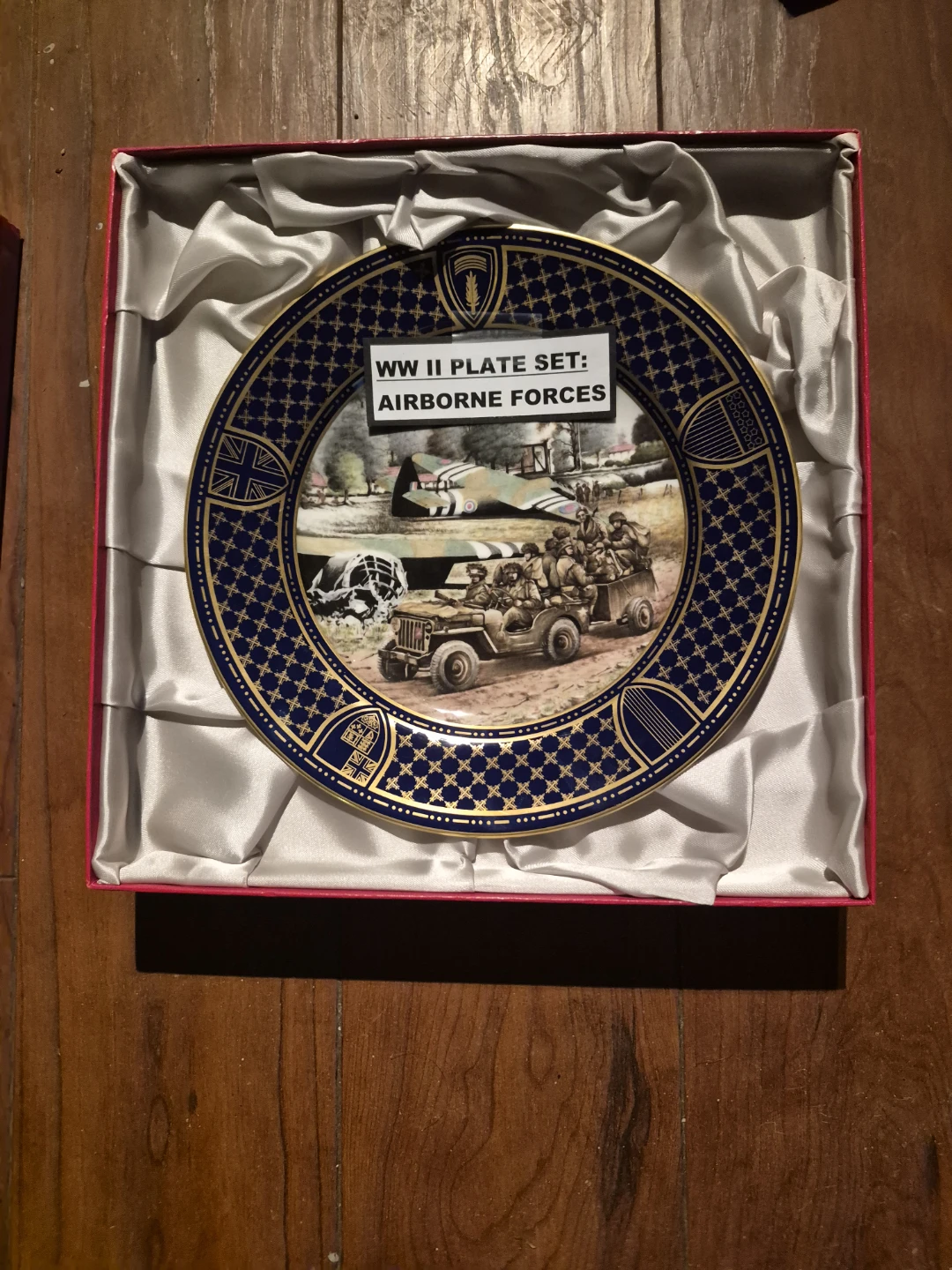 Spode WW II Plate Set - photo 5