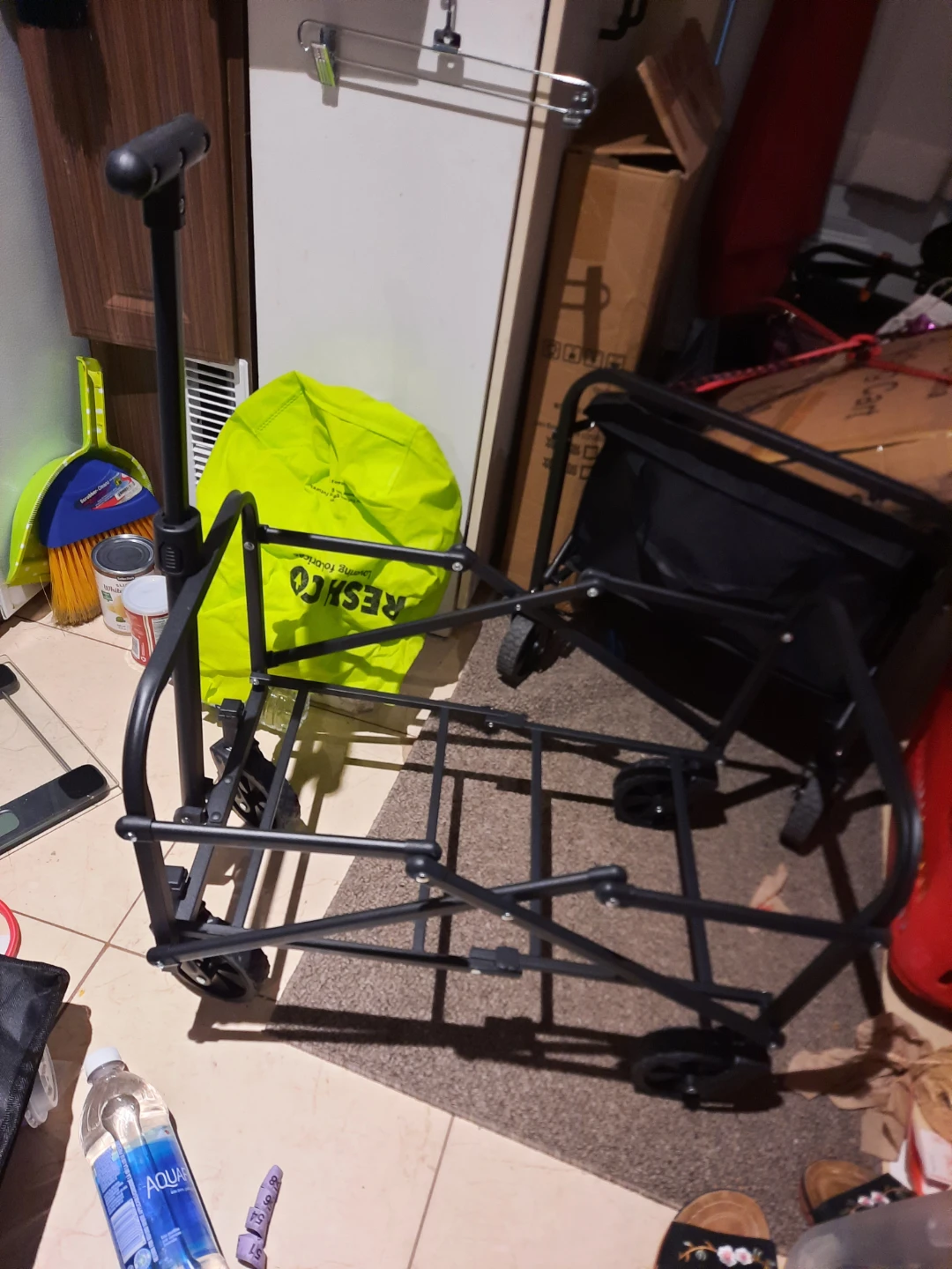 NWT Black Folding Wagon Cart with Extendable Handle - photo 2