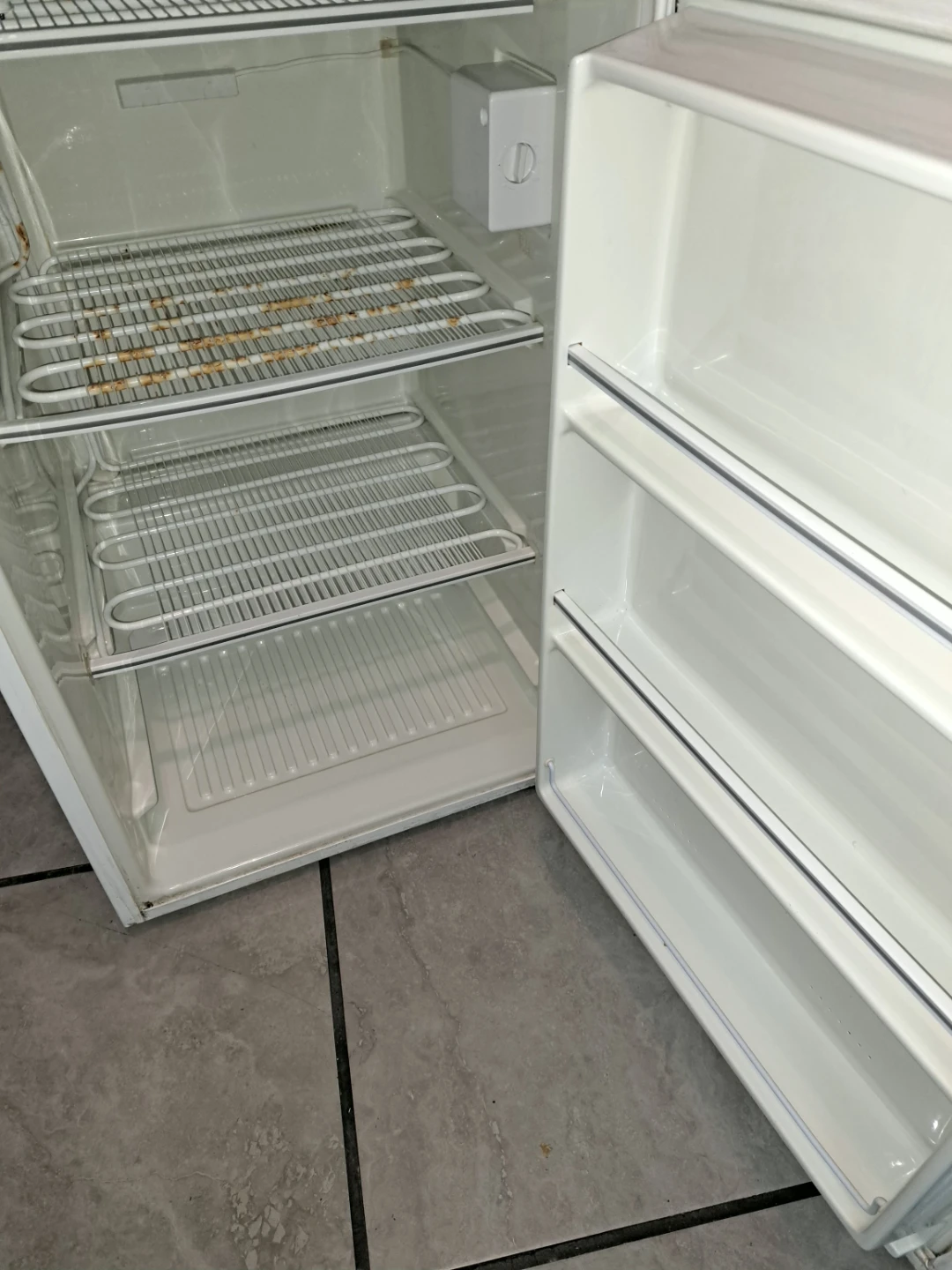 Used Mini Kenmore Freezer - photo 3