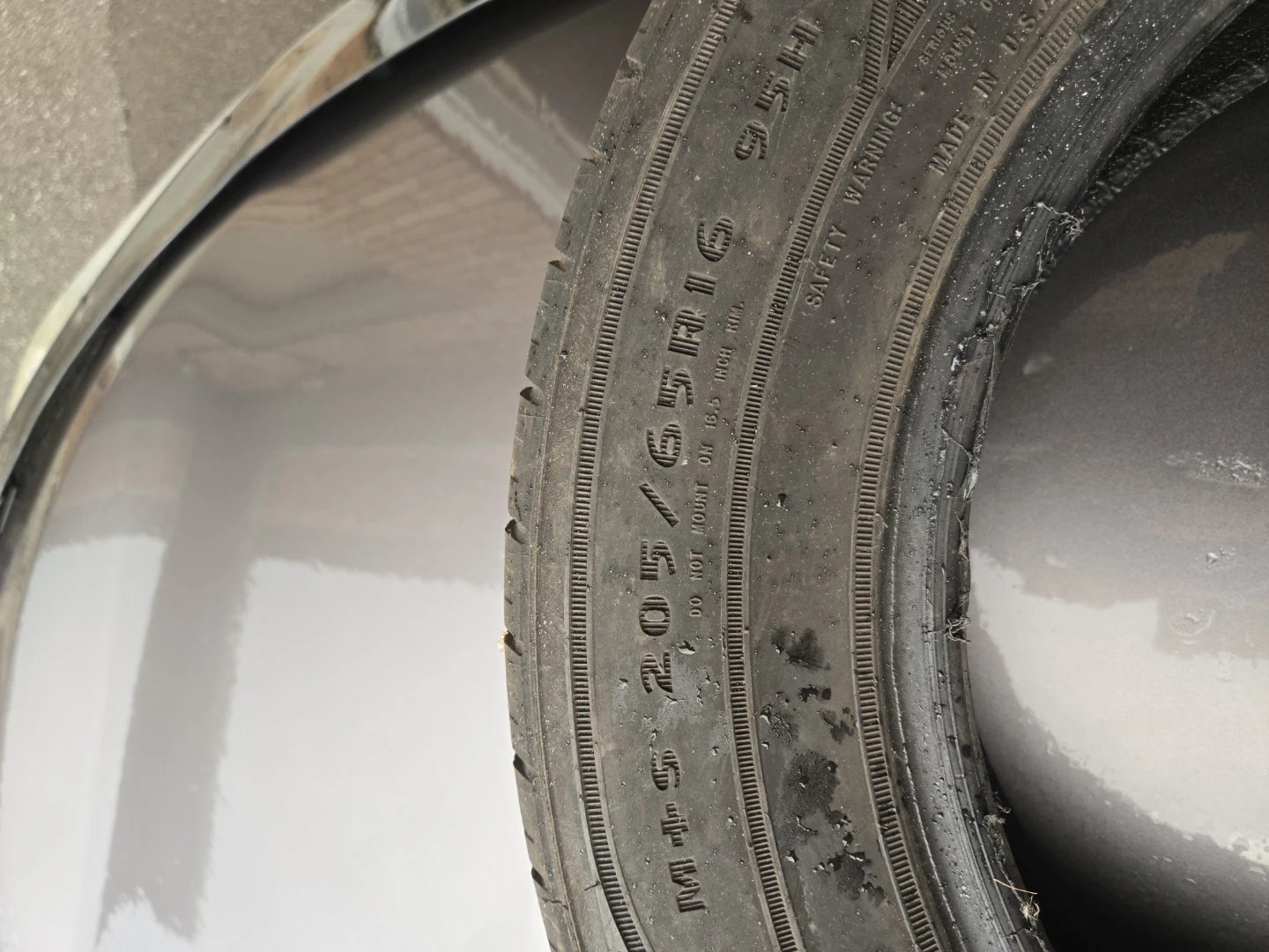 Set of 4 Goodyear All-Season Tires 205/65R16 – Good Tread – - photo 4
