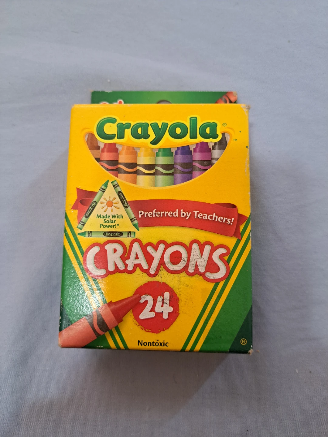 🎁Crayola Crayons - 24 Count🎁