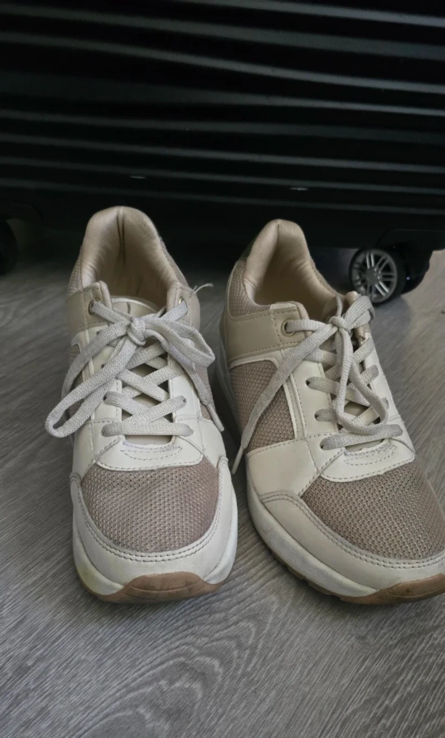 Women's Fashion Sneakers