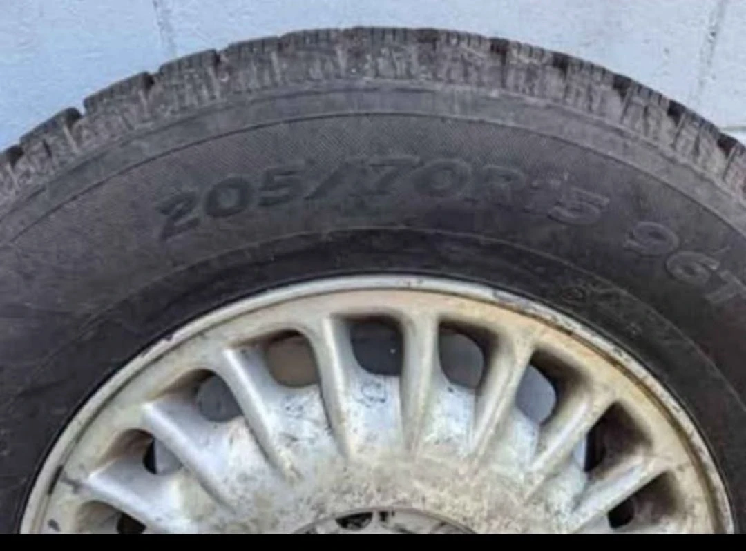 Hankook 205/70R15 Winter Tire - photo 2