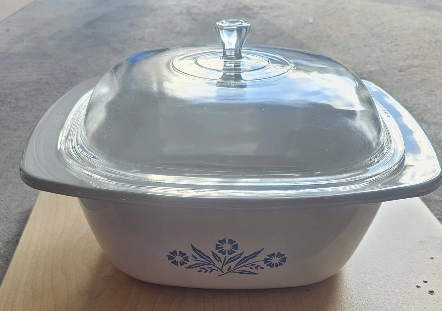 Corning Ware Dutch Oven Casserole withGlass Pyrex Lid