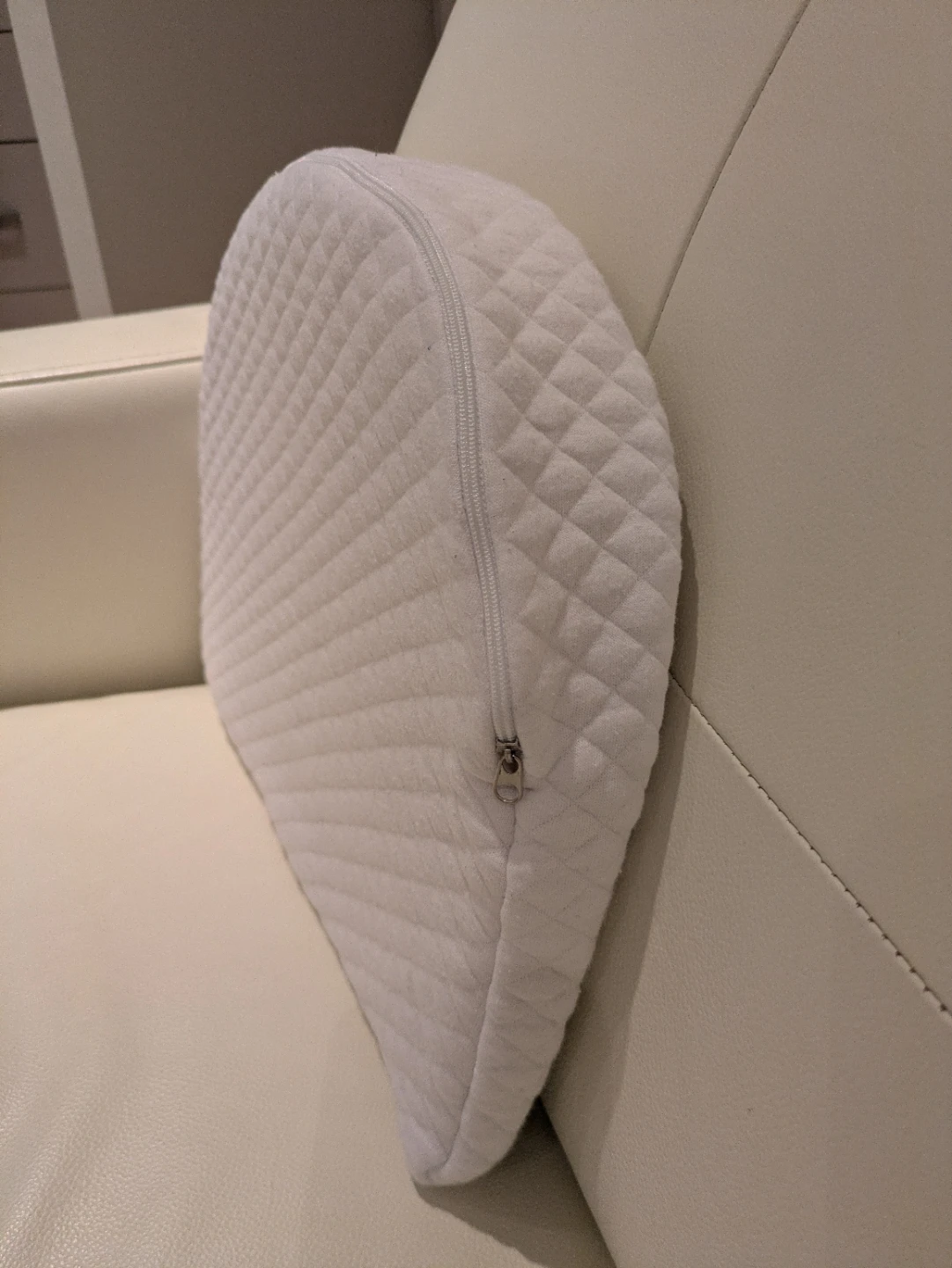 Aurelius Quilted Wedge Pillow - photo 2