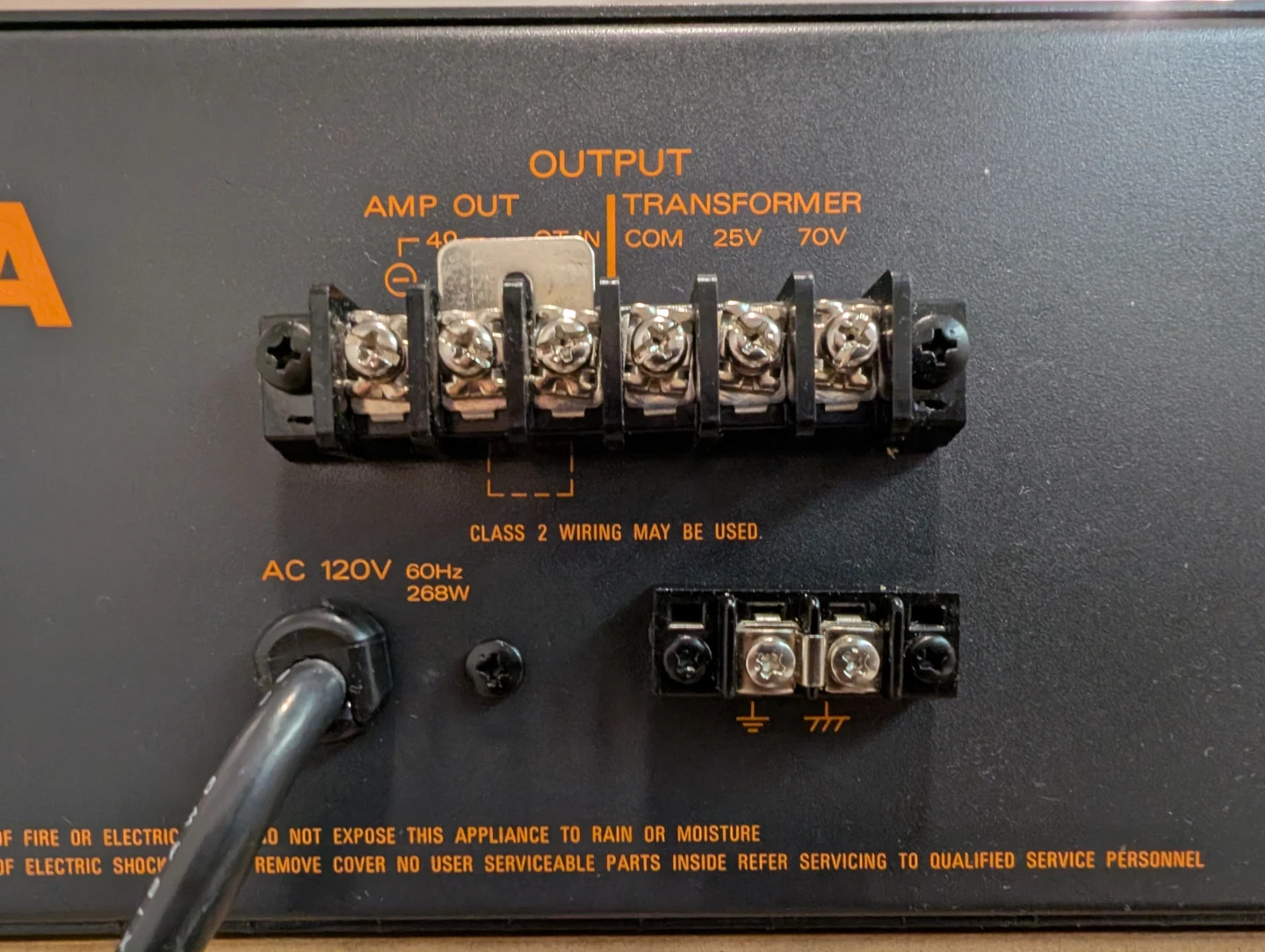 TOA Power Amplifier Model P150M - photo 3