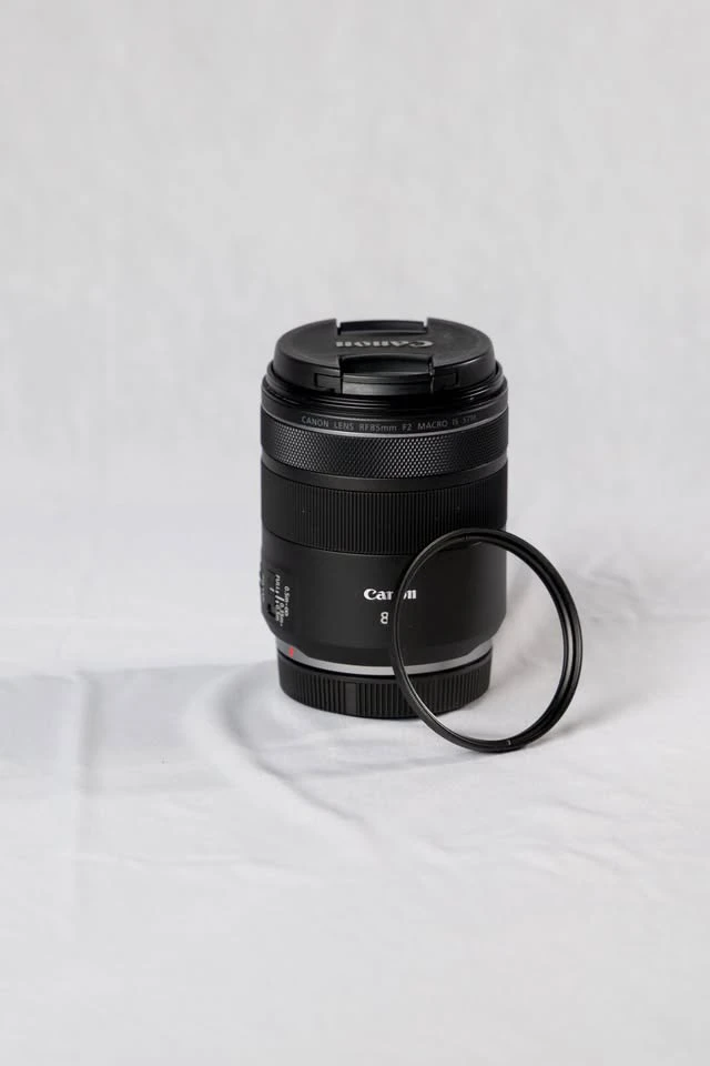Canon RF 85mm f2 Macro IS STM - photo 2