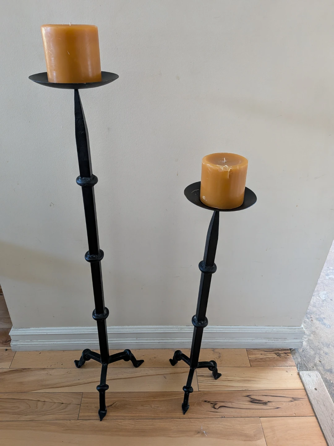 Set of 2 Black Metal Candlesticks