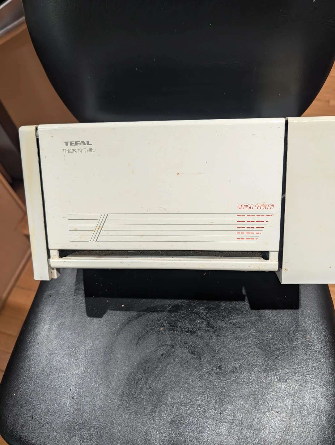 Tefal Thick 'n Thin Senso System Toaster - photo 2
