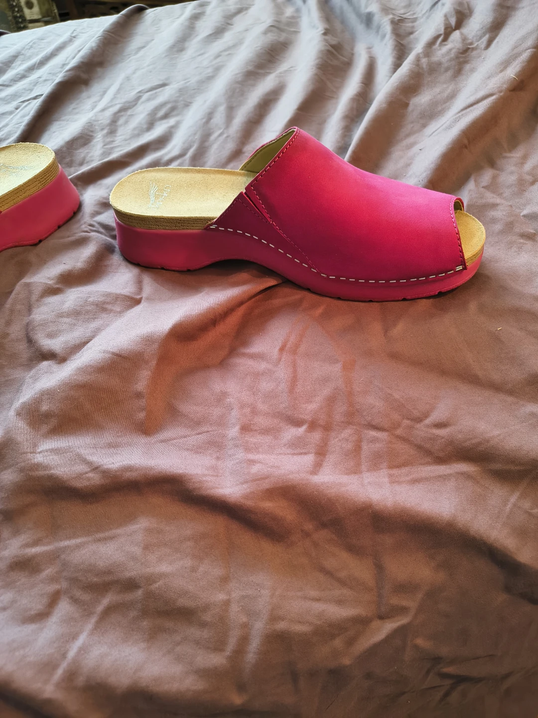 Dansko Pink Suede Peep-Toe Clogs Size 41 - photo 3