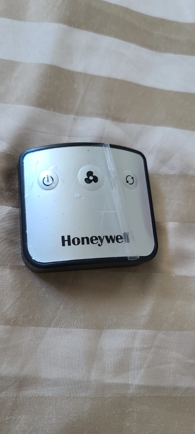 Honeywell QuietSet Tower Fan - photo 4