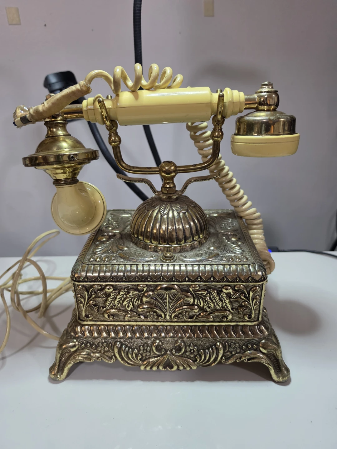 Antique Rotary Dial Telephone with Ornate Box Base - photo 4