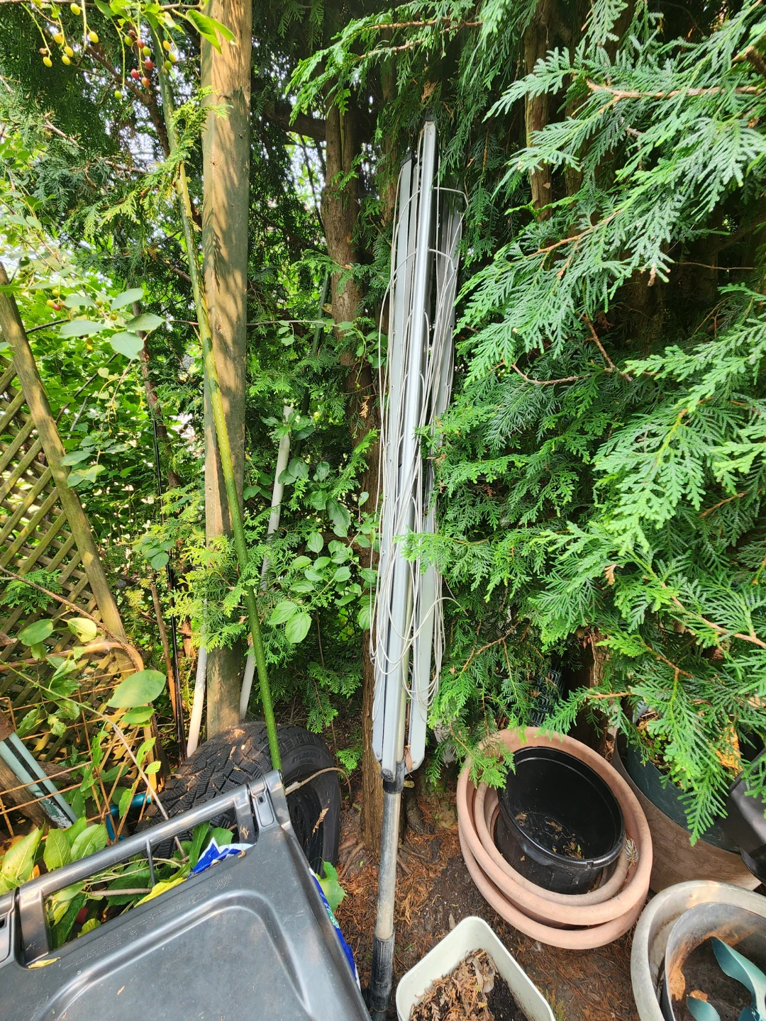 Heavy Duty Umbrella Style clothes drying rack - photo 3