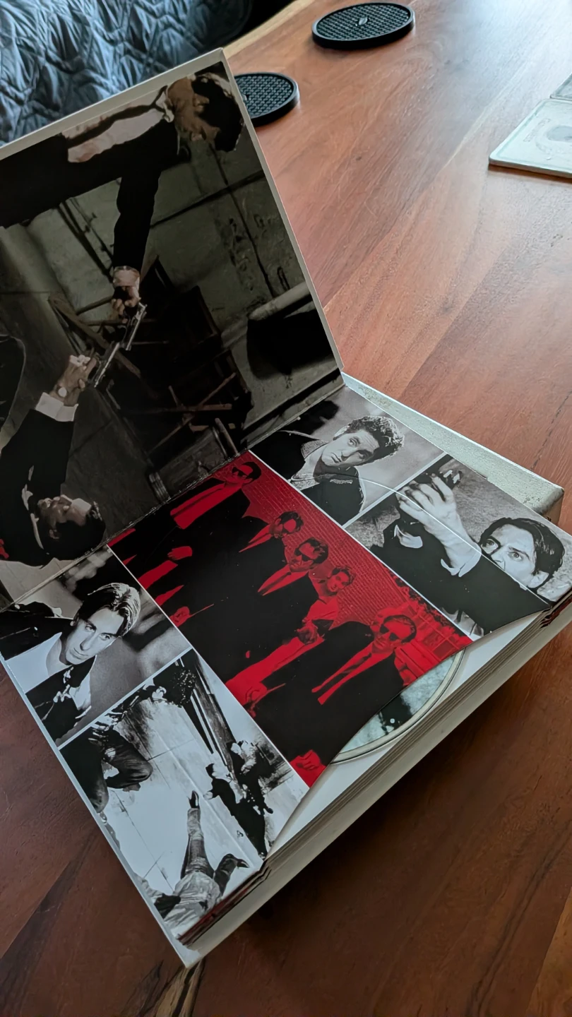 Quentin Tarantino The Ultimate Collection DVD Box Set - photo 2