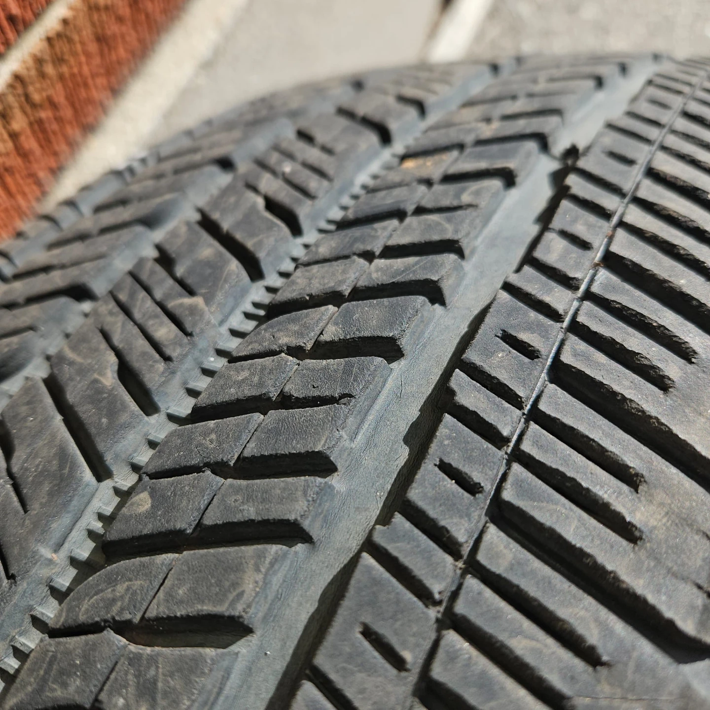 Bridgestone tires 265/ 60 R 20 - set of 4 - photo 3