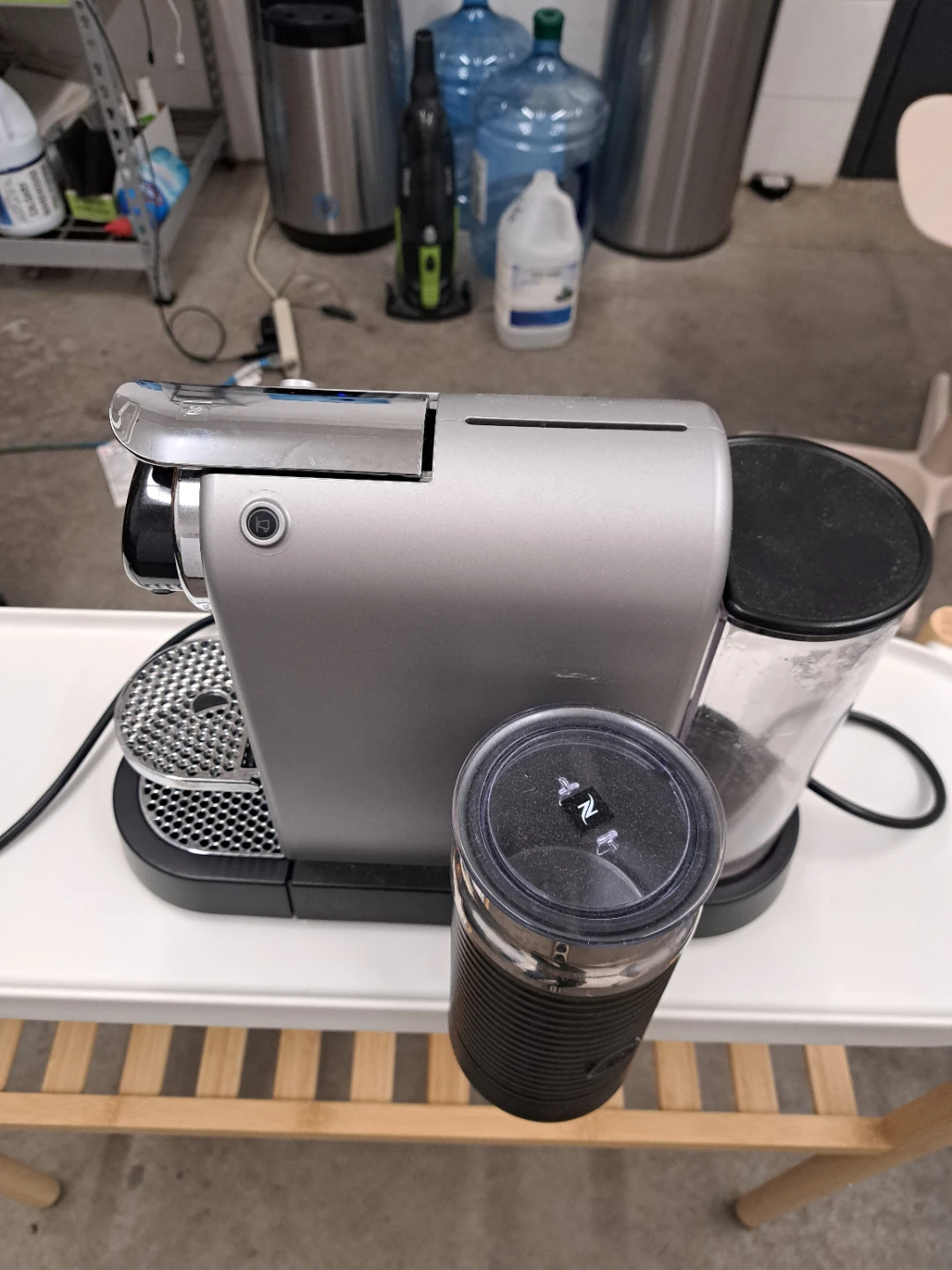 Nespresso Citiz Espresso Machine with Aeroccino Milk Frother - photo 2