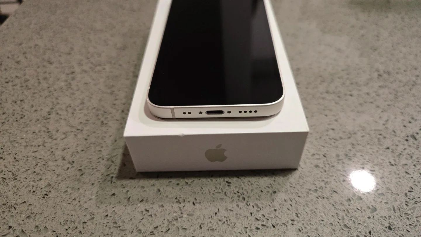 iPhone 12 mini 128GB - White (Great Condition + Bonus EarPods) - photo 5