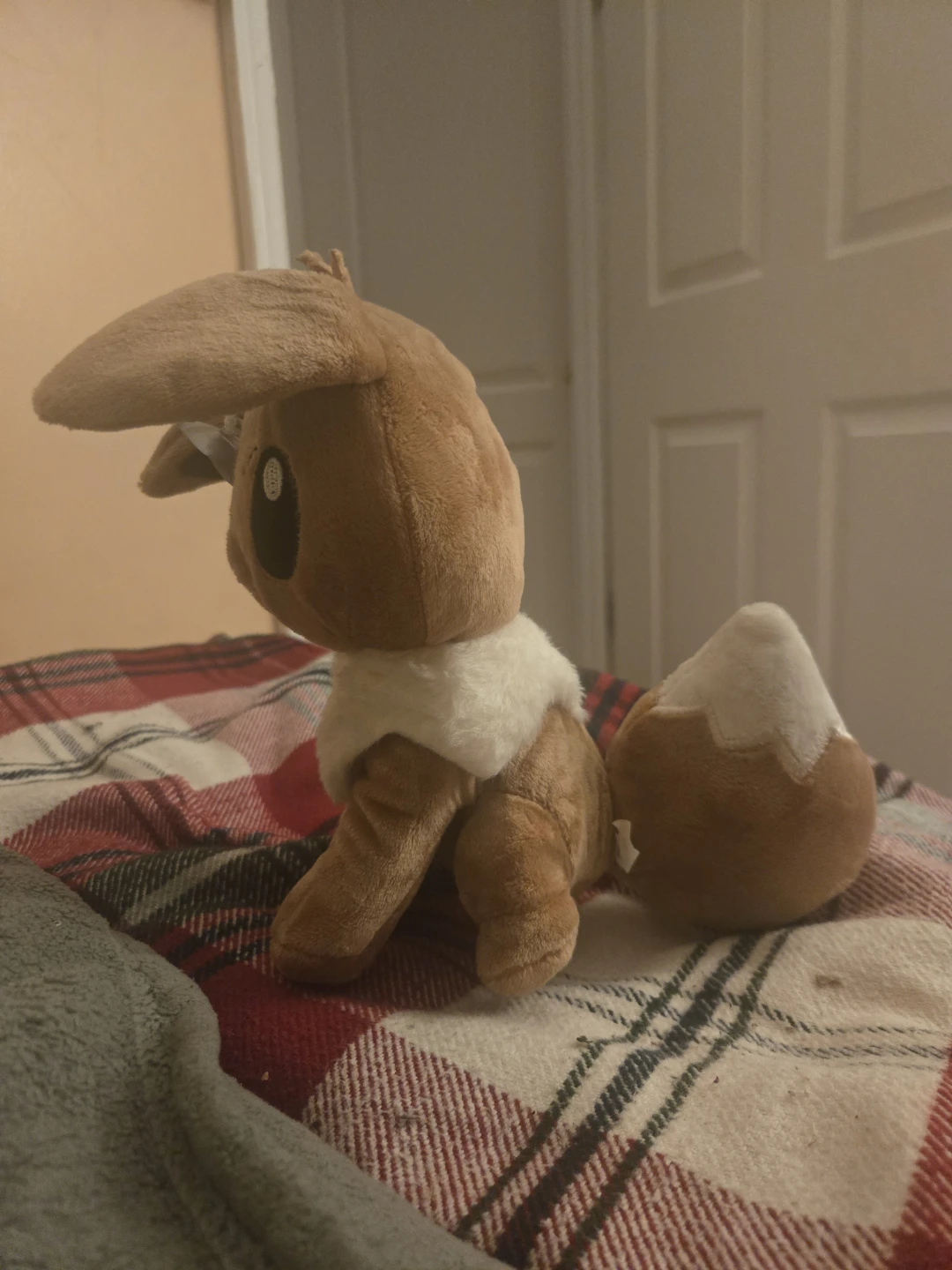Pokemon Eevee Plush Toy - photo 4