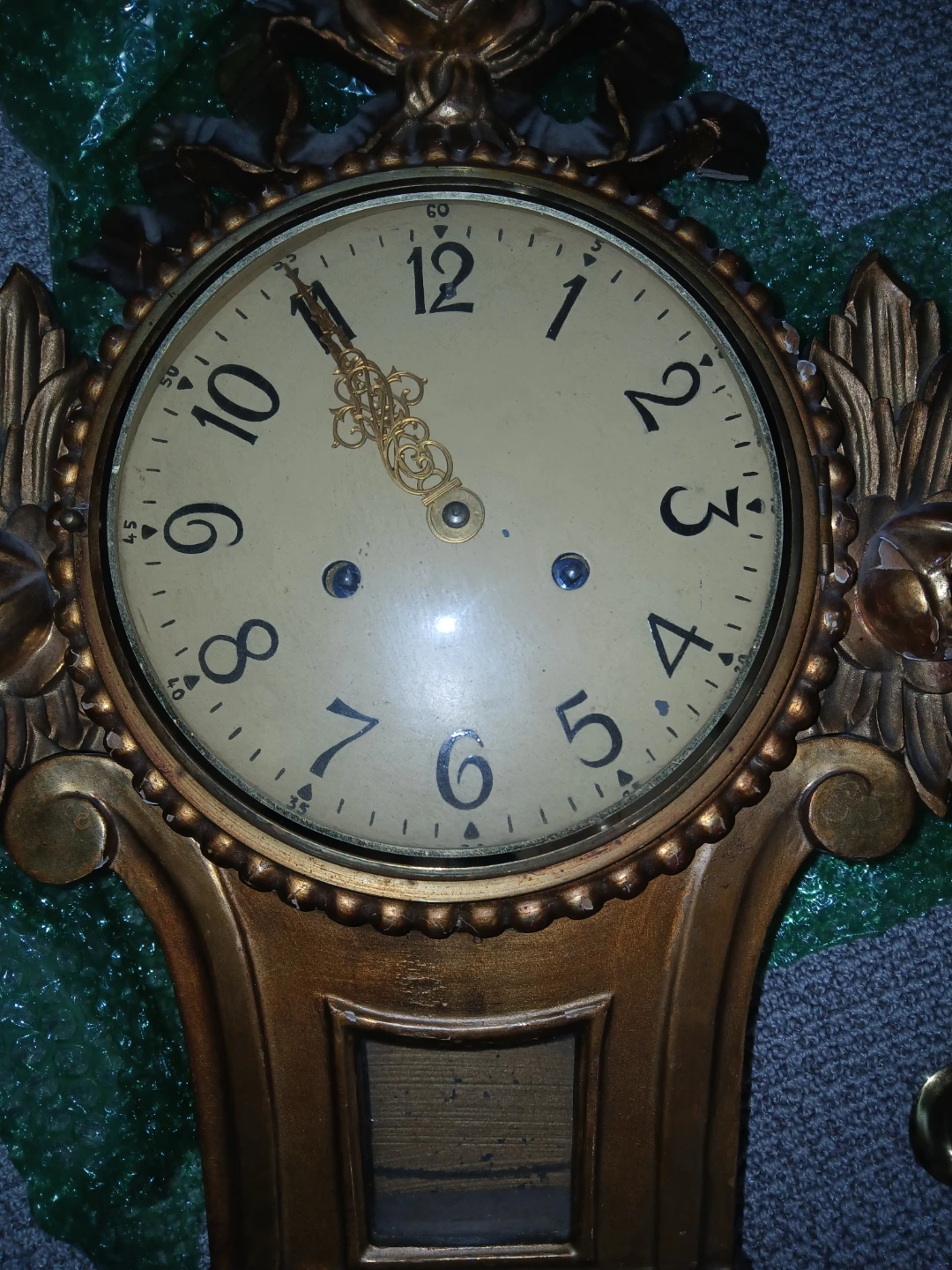 Antique Gold Wall Clock with Pendulum - photo 2