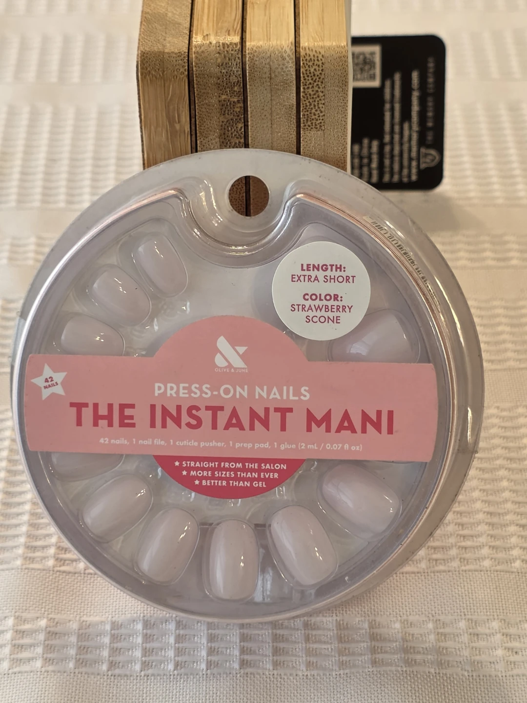 Olive & June Instant Mani Press-On Nails - GH - Medium Length - photo 3