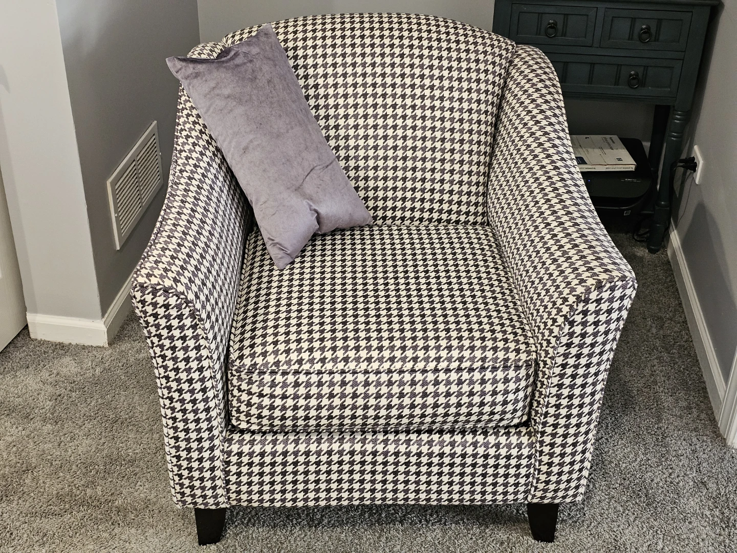 Houndstooth Accent Chair with Pillow - photo 2