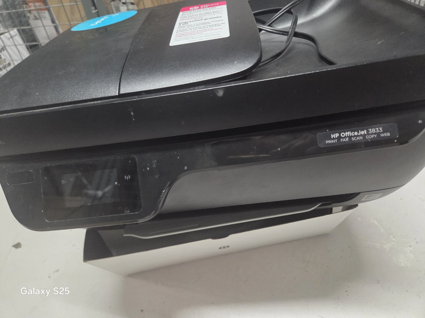HP OfficeJet 3833 All-in-One Printer - photo 5