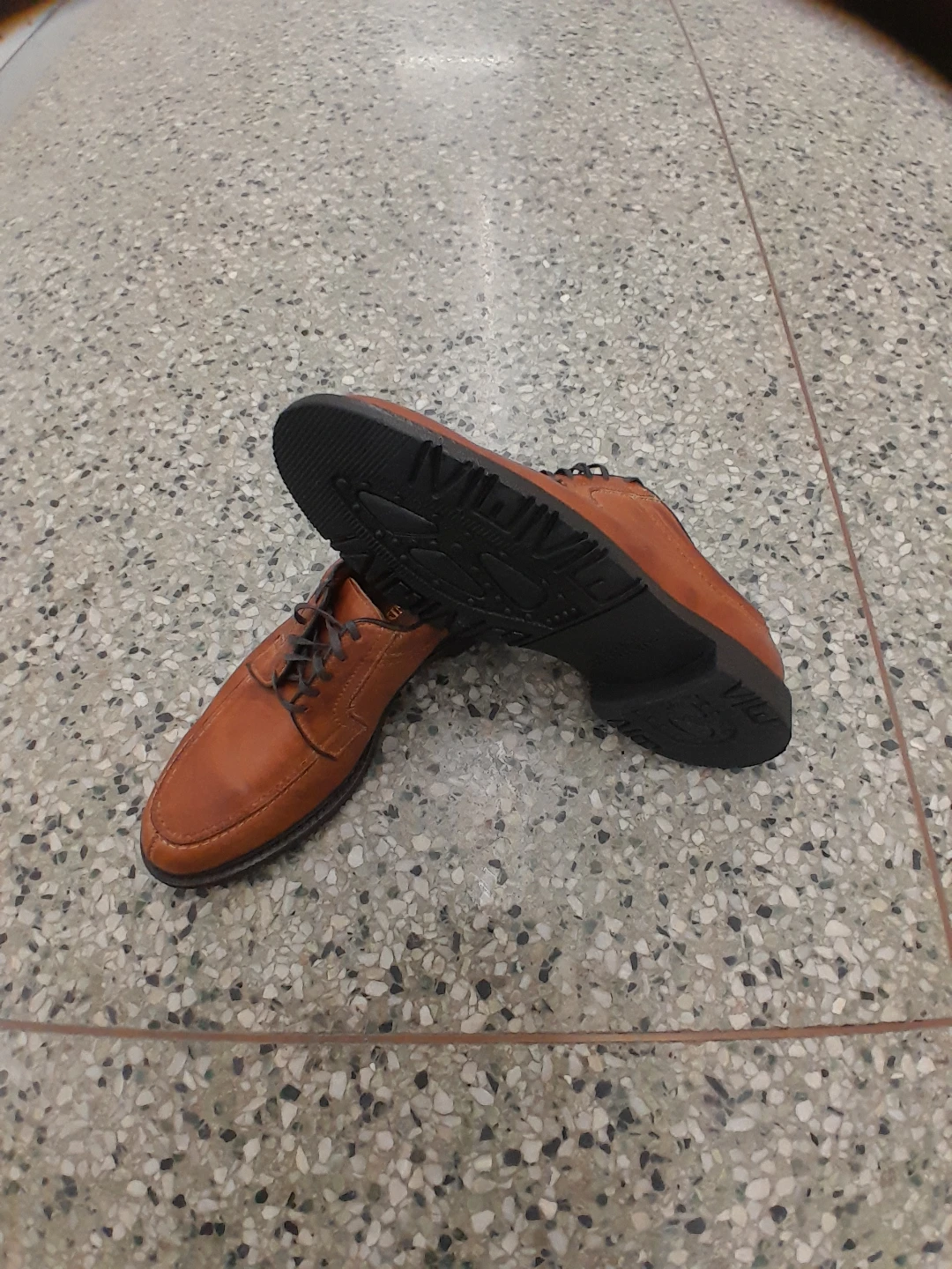 Allen Edmonds Men's Leather Dress Shoes Size 11 - photo 2