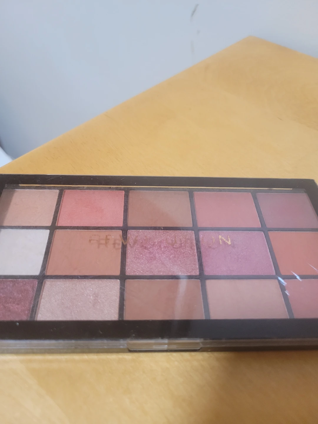 Makeup Revolution Eyeshadow Palette