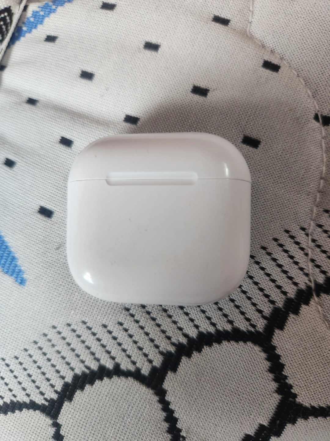 Original Apple Airpods 4 ANC (Firm price)