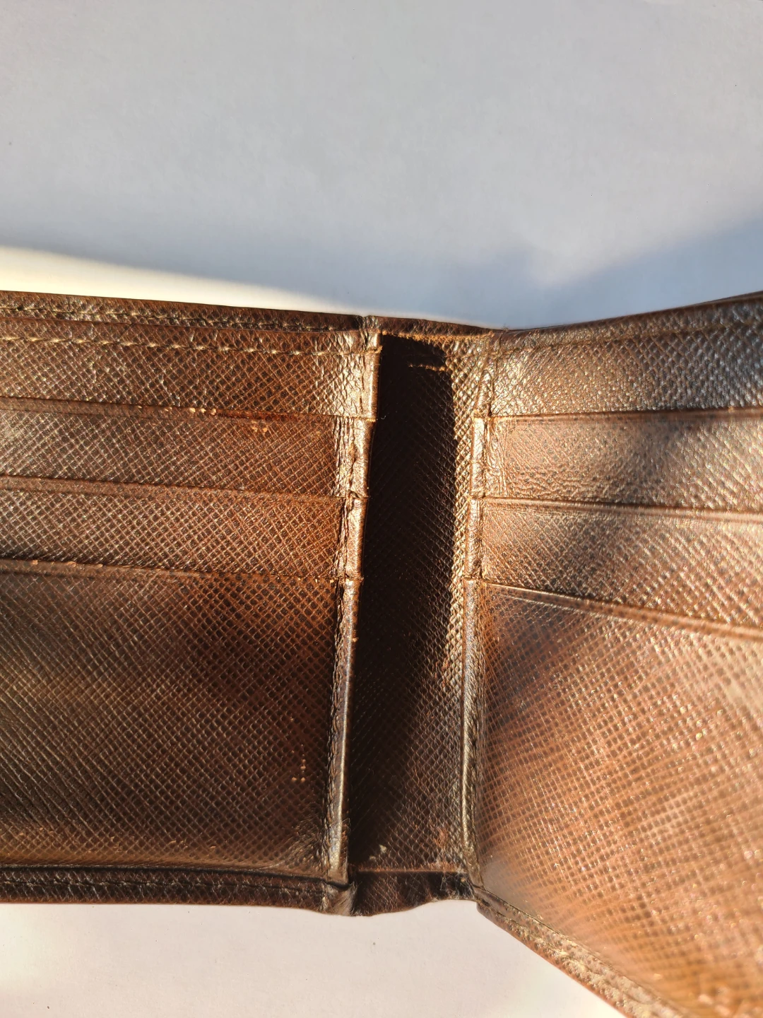 Genuine Leather Calvin Klein Men's Brown Bifold Wallet - photo 5