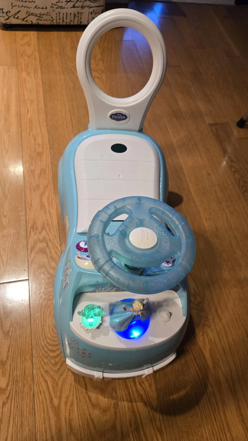 Elsa Toddler Ride-On Toy Car with Handle - photo 5
