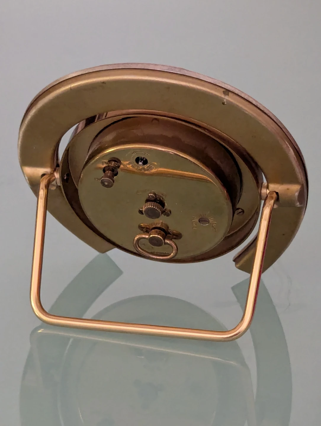READ AD: VINTAGE Europa horseshoe travel alarm Clock mid-20th - photo 3