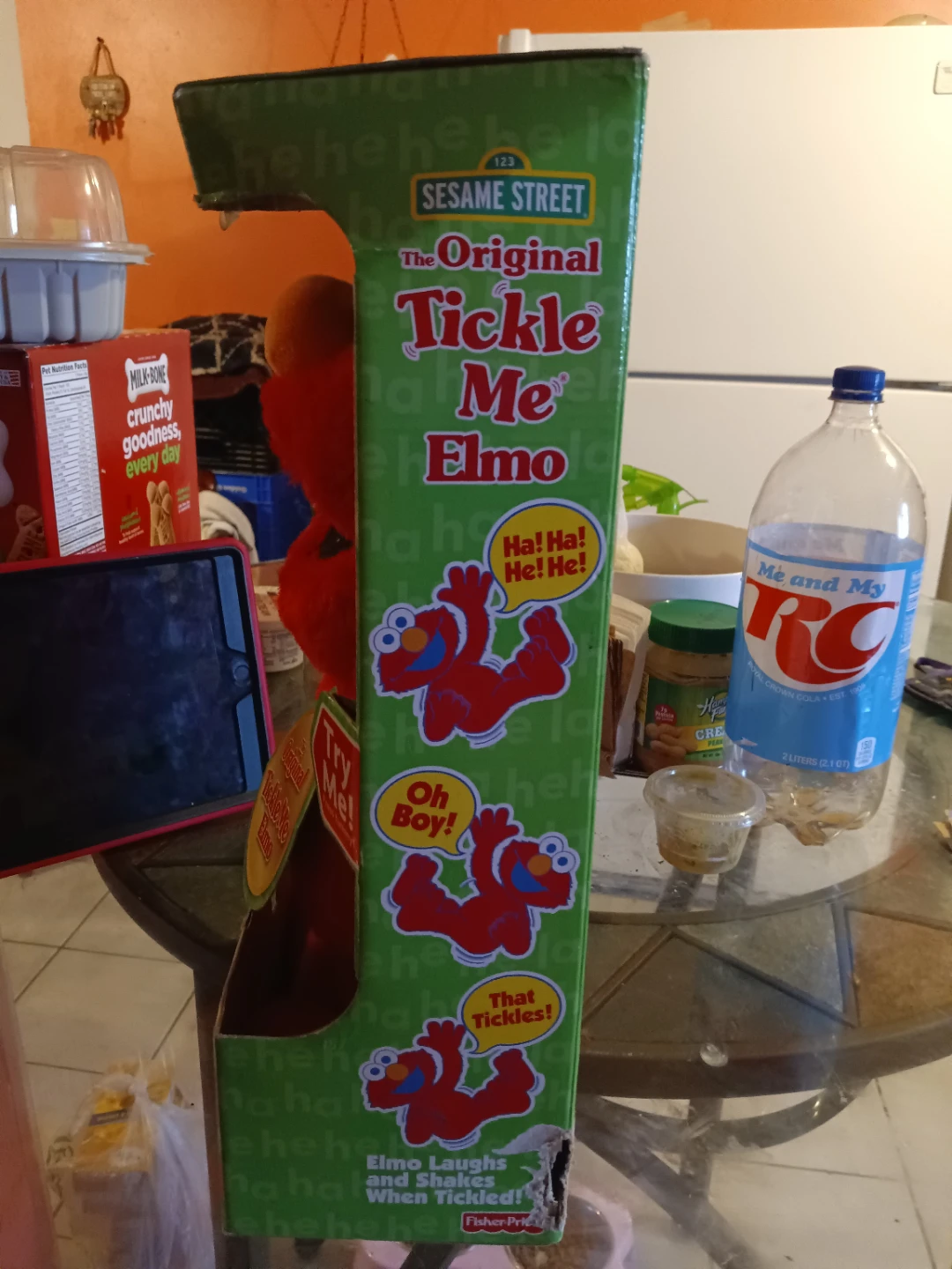 Tickle me Elmo like new - photo 2
