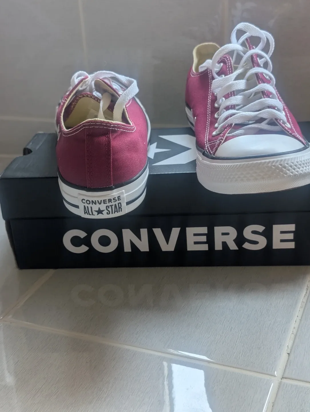 Converse All Star Burgundy Low Top Sneakers Men's Size 9.5 - photo 2