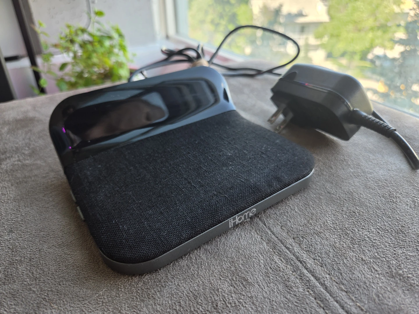 iHome Bluetooth Speaker Clock Radio