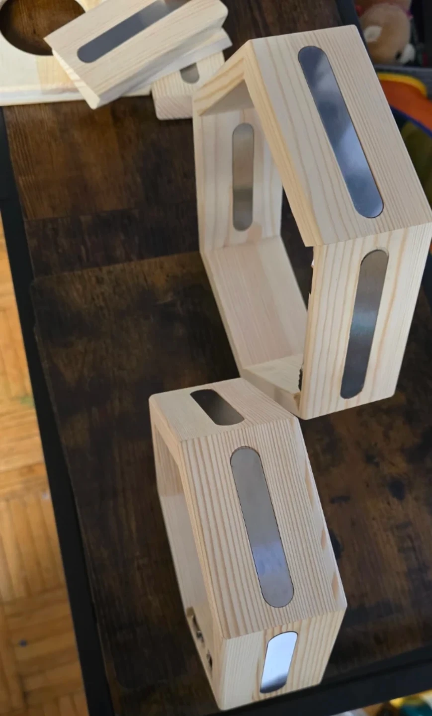 Brand New $15 GIVILIO 3 Hexagon Tonie magnatic Shelf - photo 2