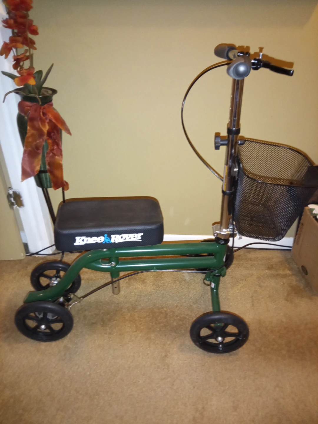 KneeRover Knee Scooter Walker - photo 2