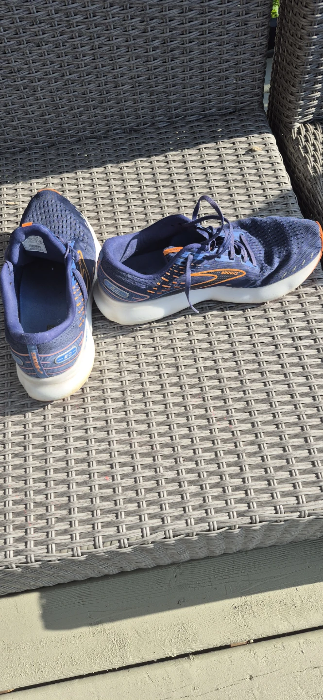 Brooks Ghost 15 Running Shoes - USA size 14 - photo 2