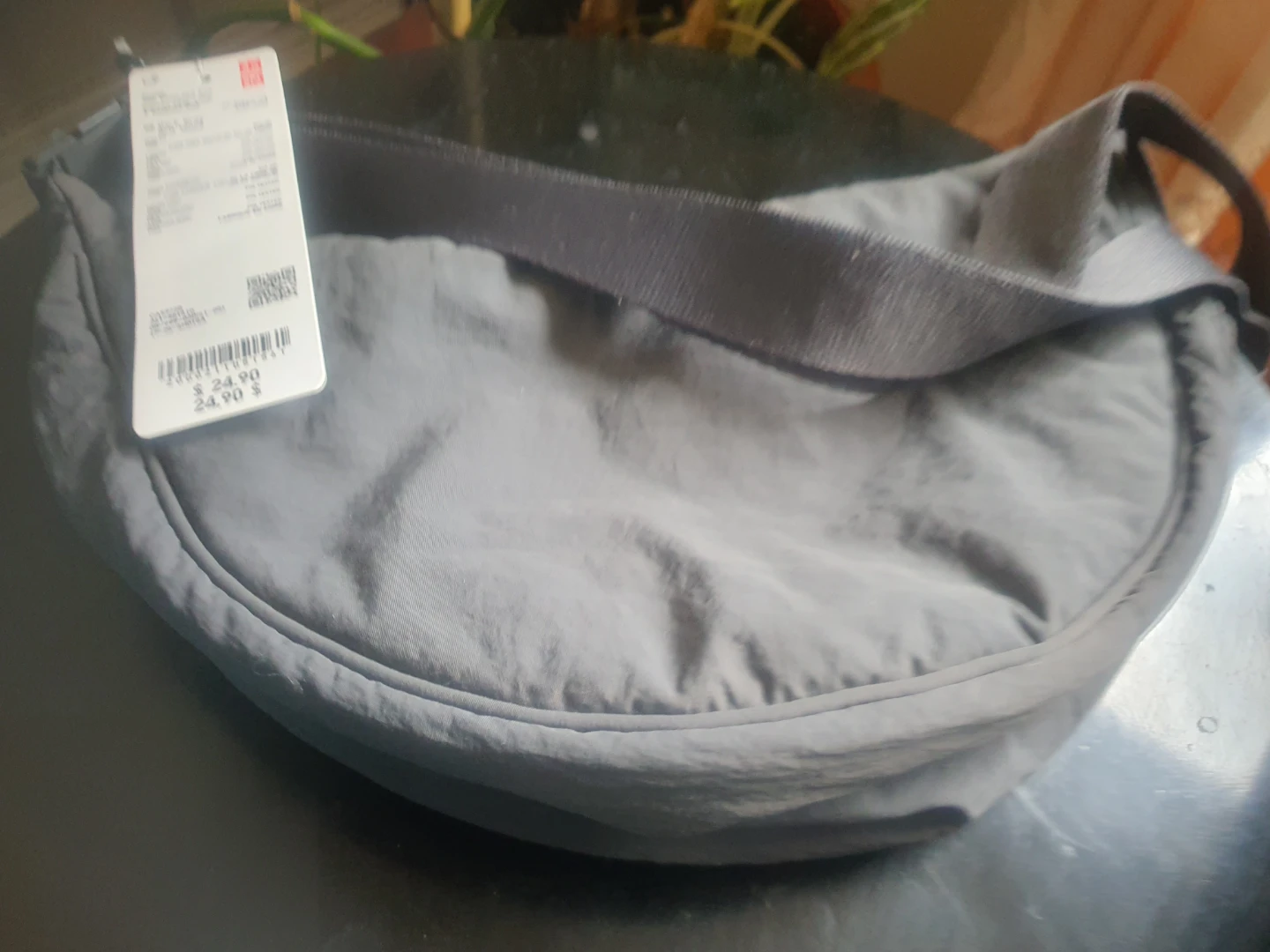 UNIQLO Round Mini Shoulder Bag - Dark Gray - photo 5